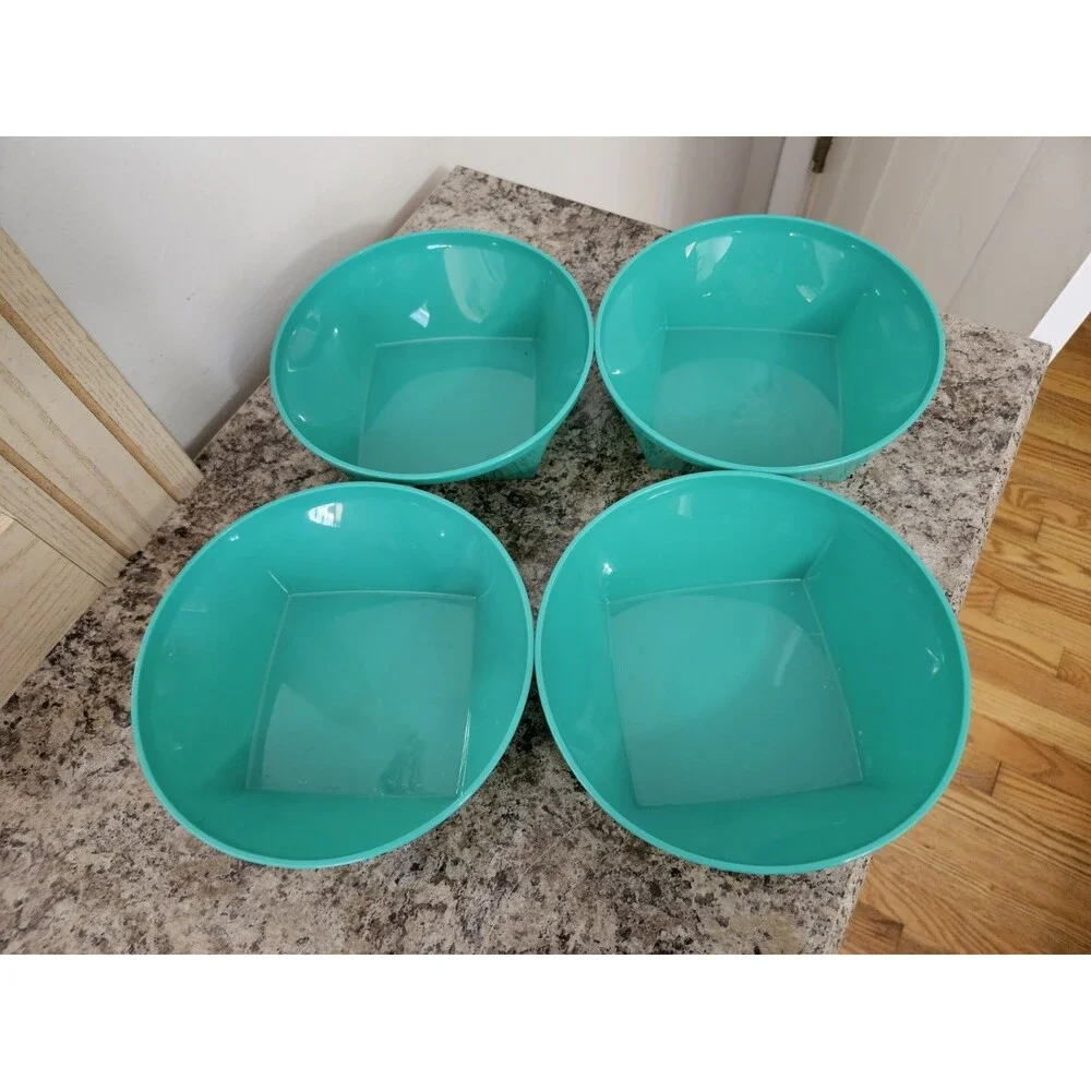 Set Of 4 Vintage Tupperware 5537A Servalier Bowls Green Cereal Bowls